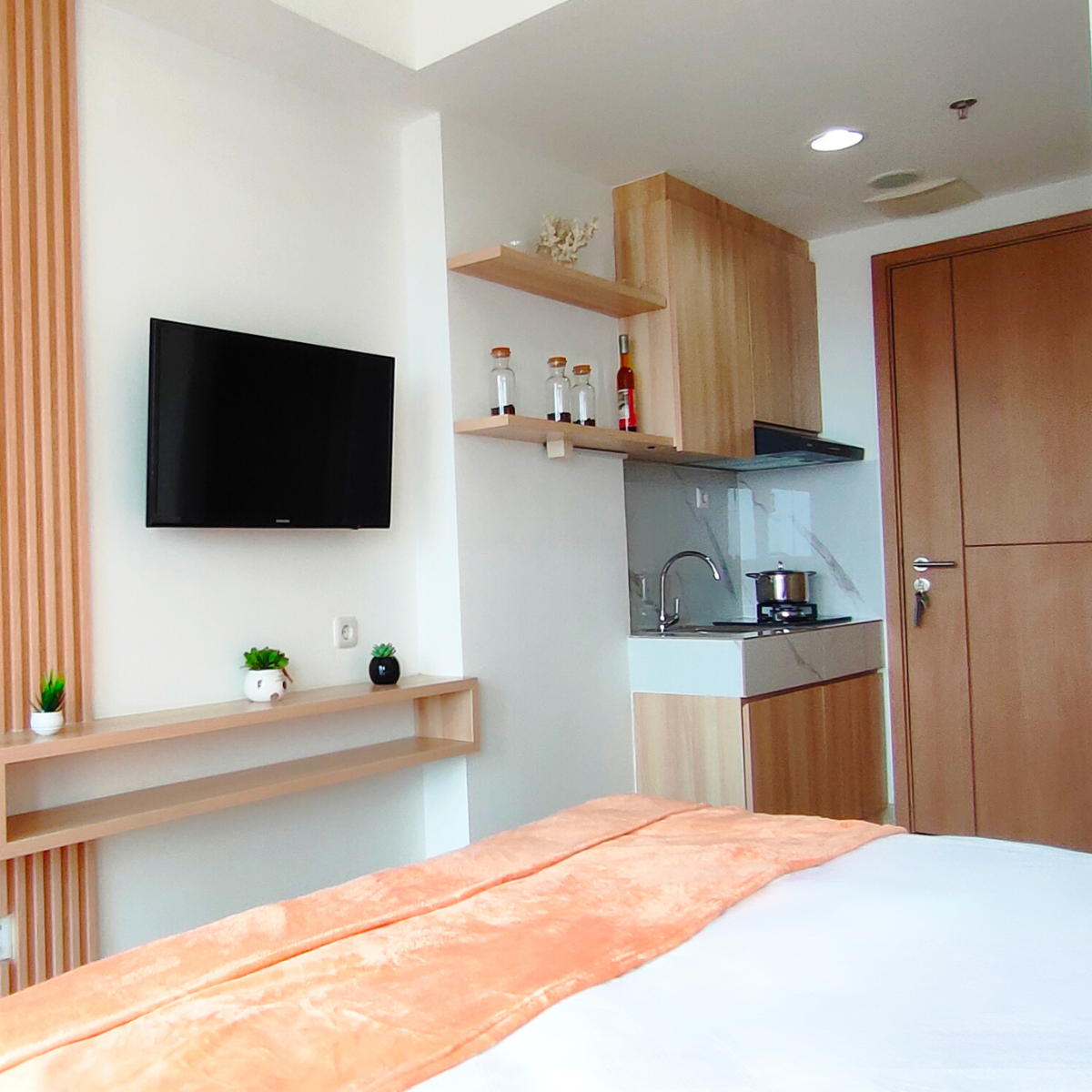 Show Unit Interior 2